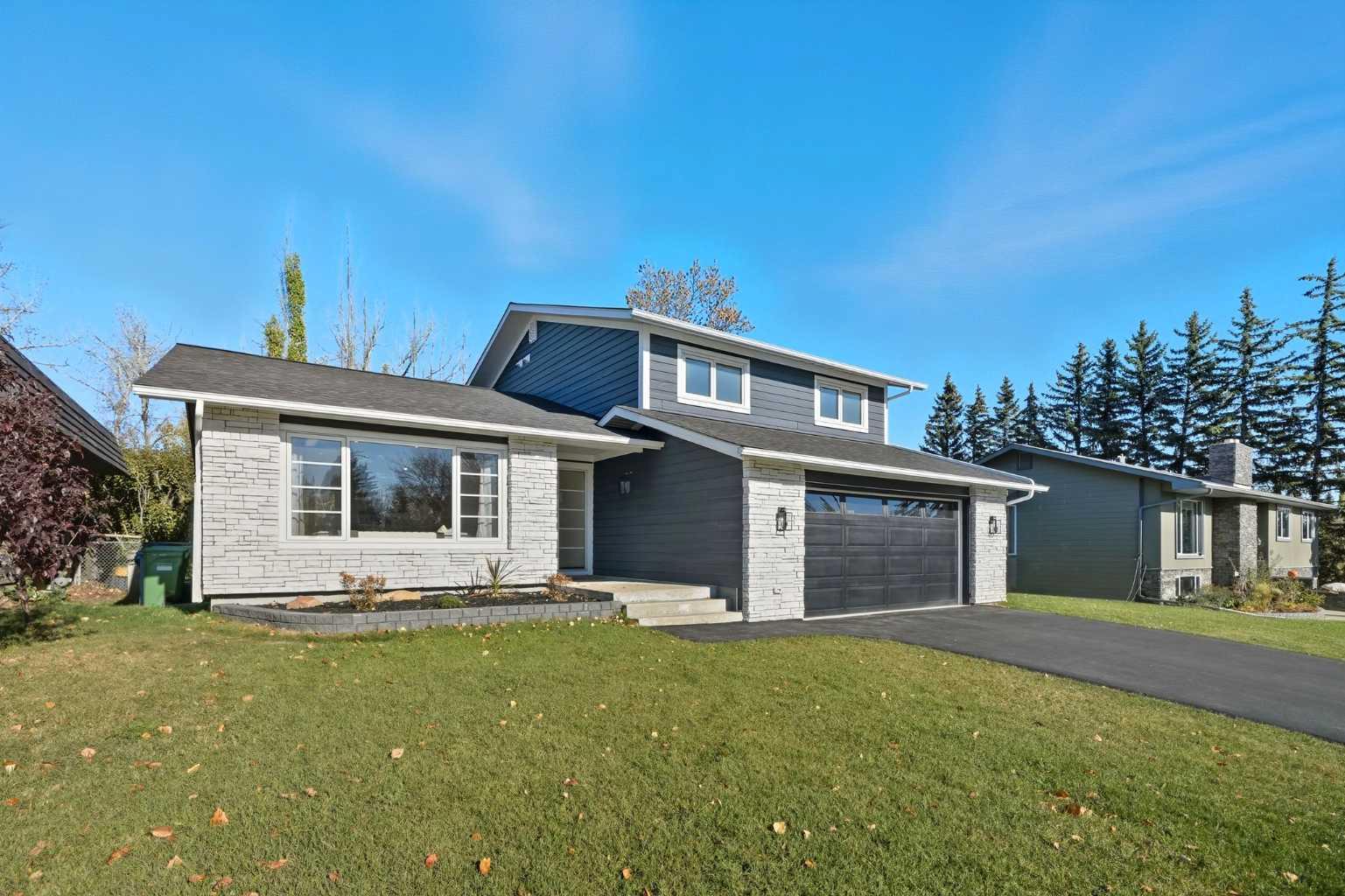 1016 Mapleglade Dr SE, Calgary, AB T2G 2G6