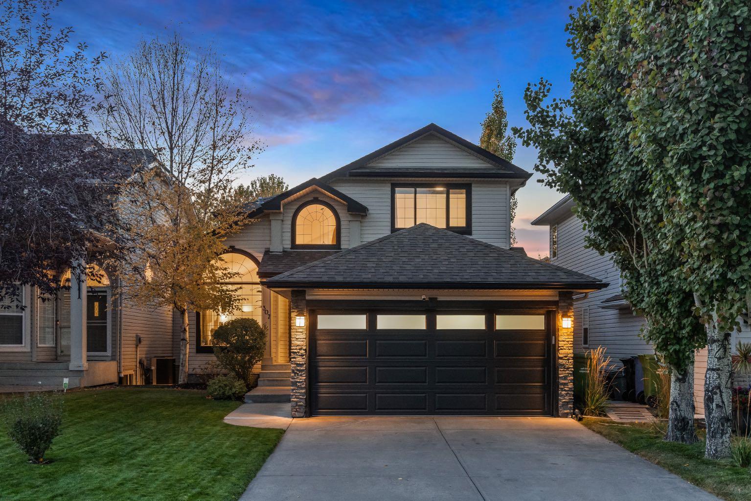 307 Sierra Nevada Pl SW, Calgary, AB T3H 3M9