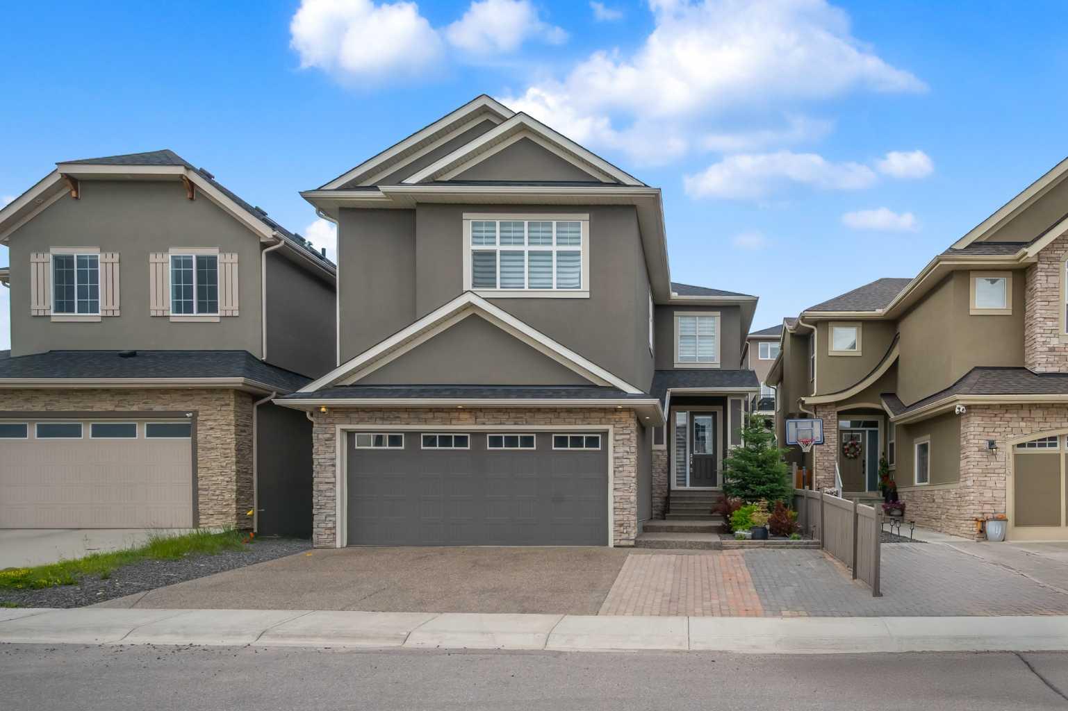 127 Evansview Rd NW, Calgary, AB T3P 0L6