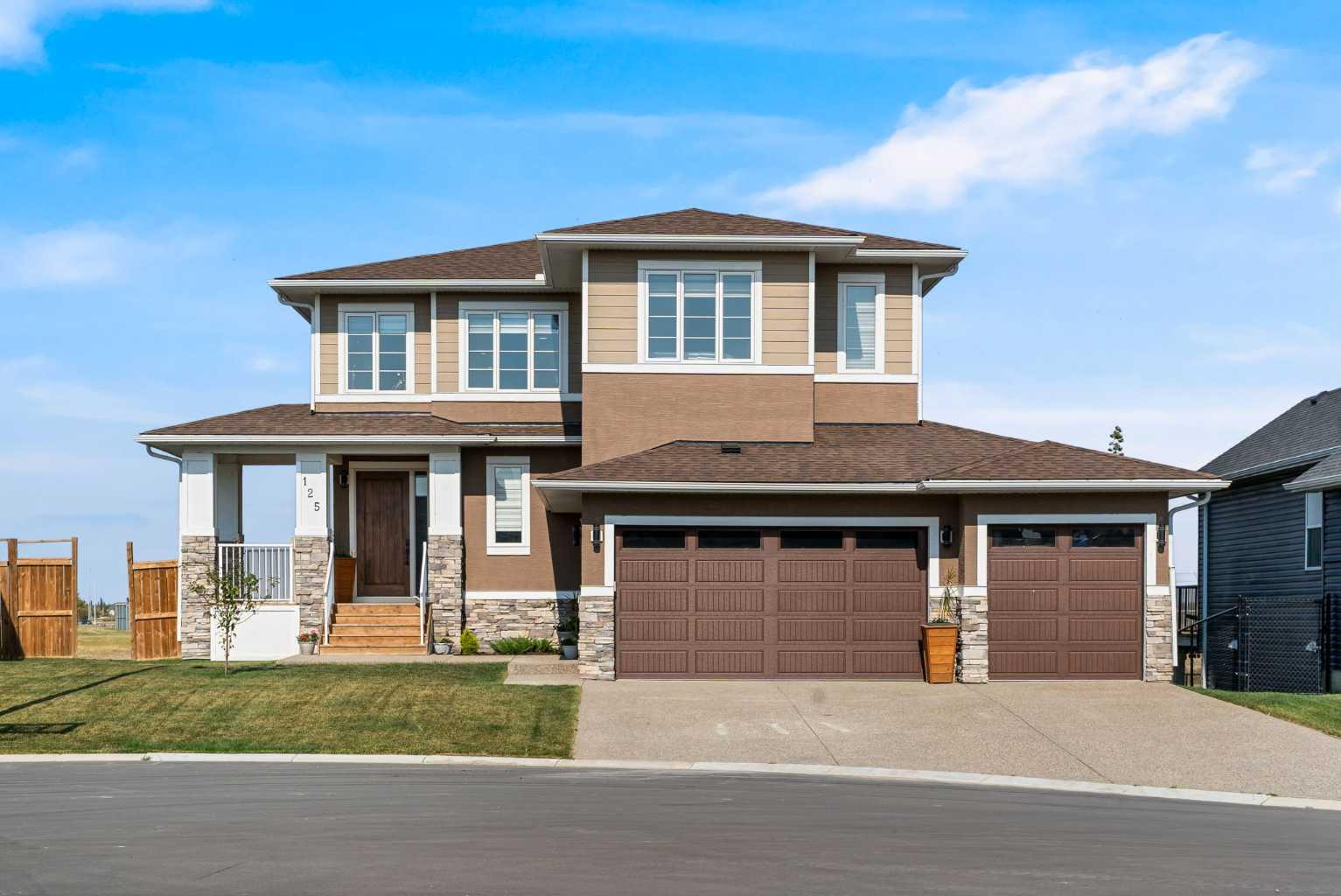 125 N Bridges Bay SW, Langdon, AB T0J 1X3