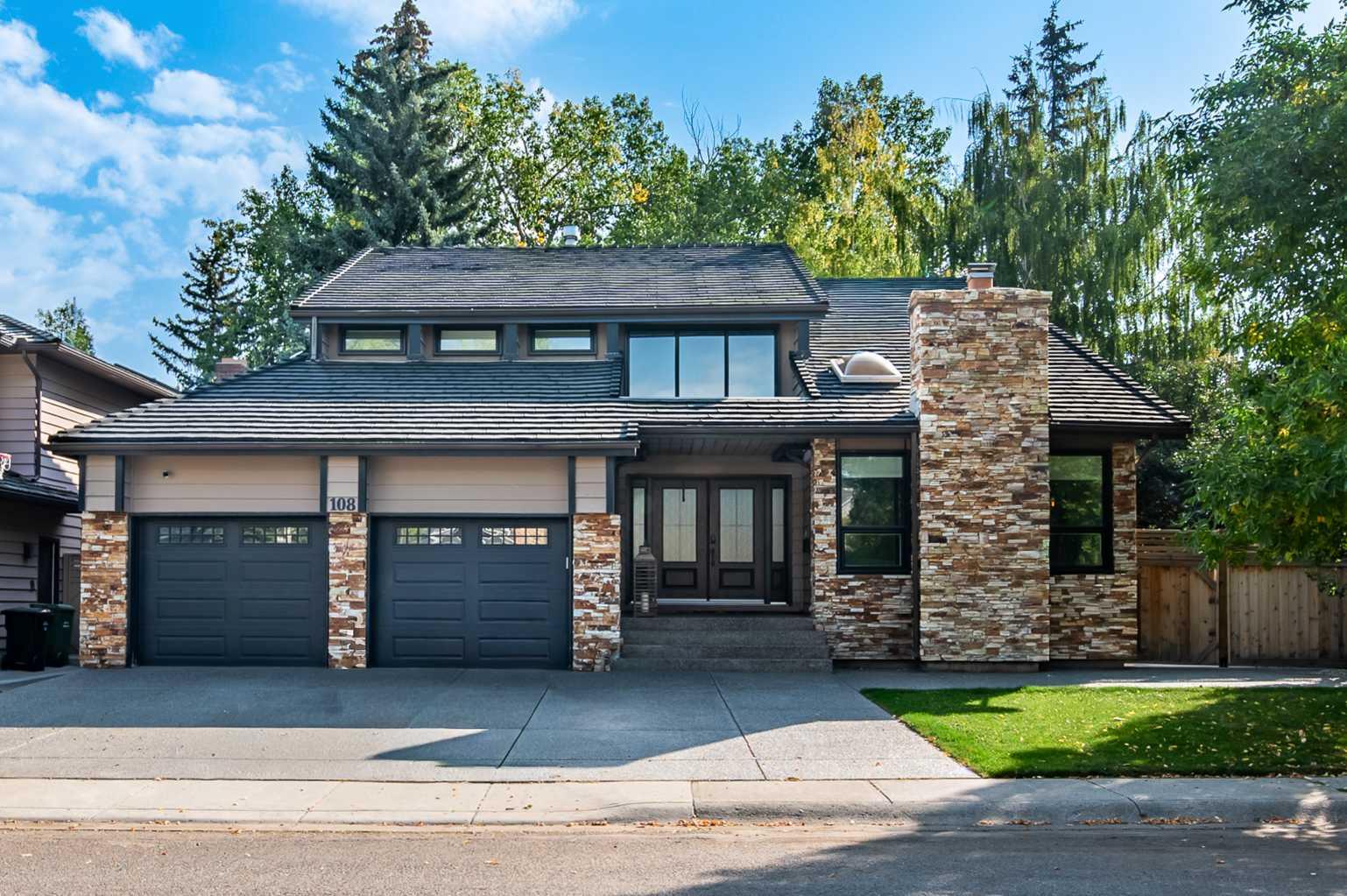 108 Canterville Rd SW, Calgary, AB T2W 4R3