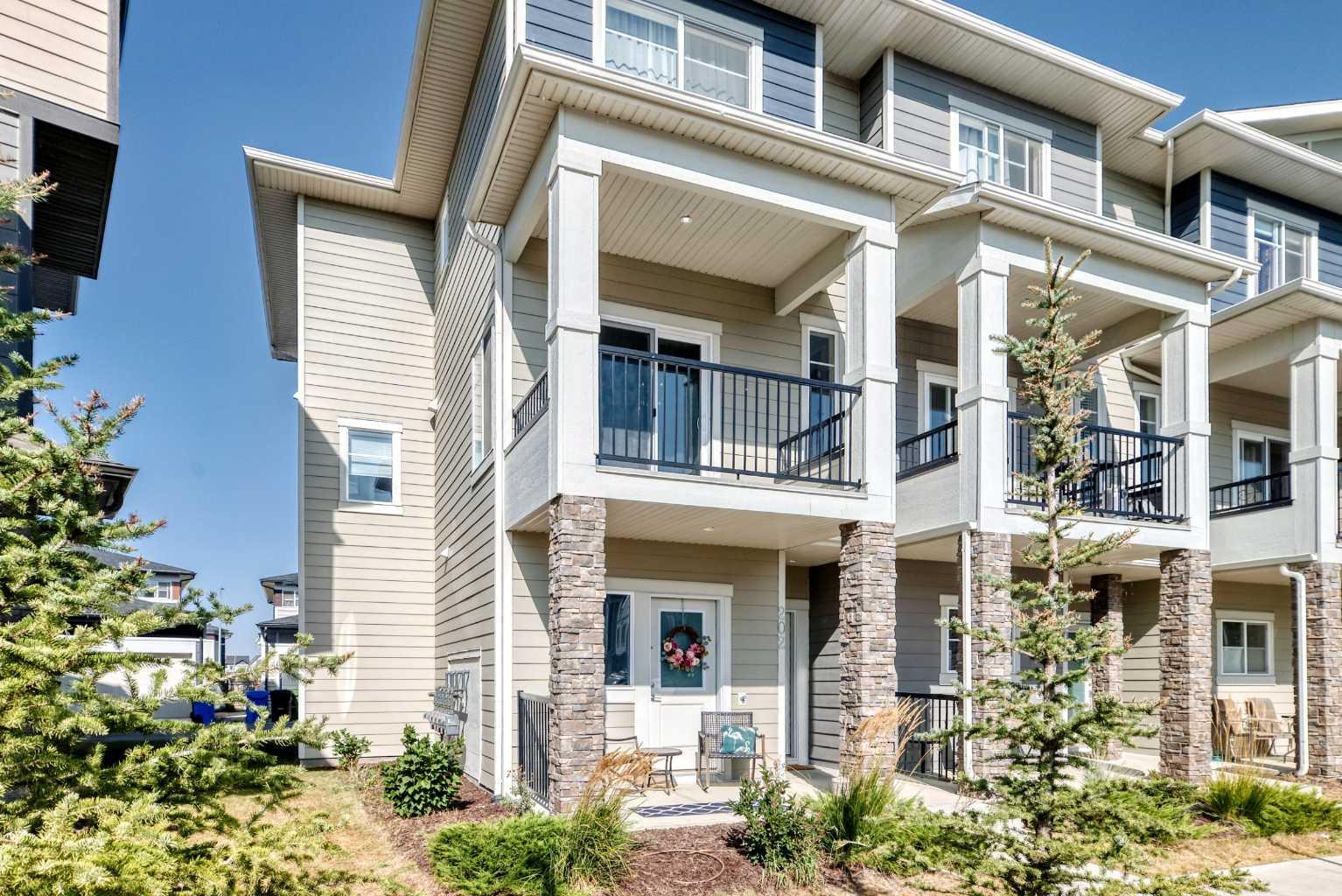 95 Skyview Close Ne Unit 202, Calgary, AB T3N 1X2