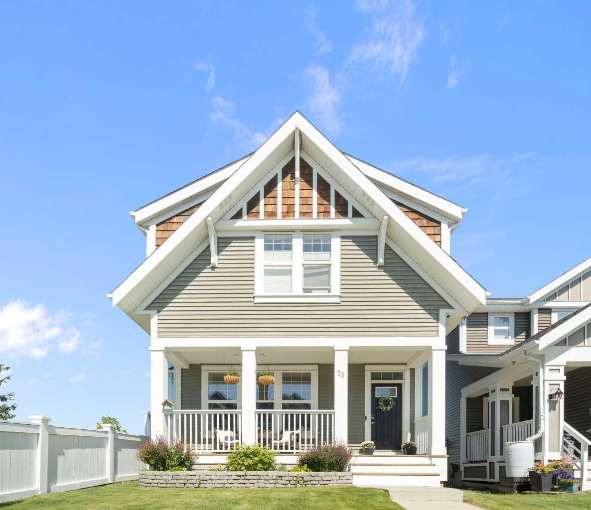 75 River Heights Blvd, Cochrane, AB T4C 0R9