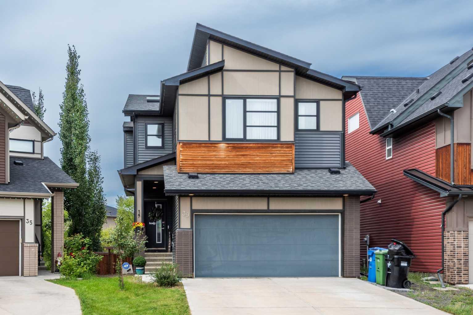 39 Walden Grn SE, Calgary, AB T2X 0Z4