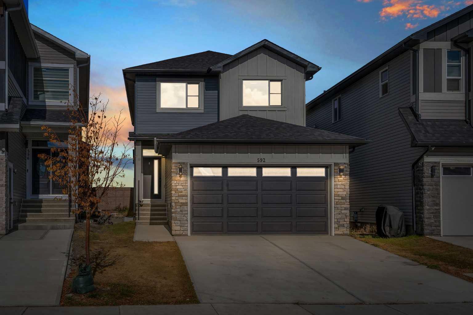 592 Savanna Cres NE, Calgary, AB T3J 5P1