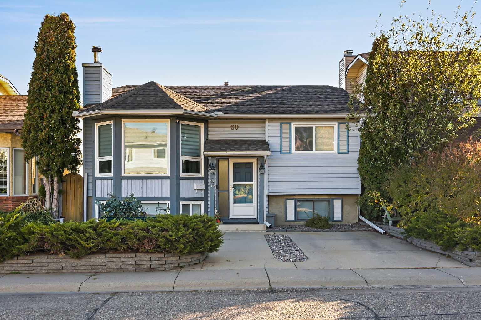 60 Ventura Rd NE, Calgary, AB T2E 8E9
