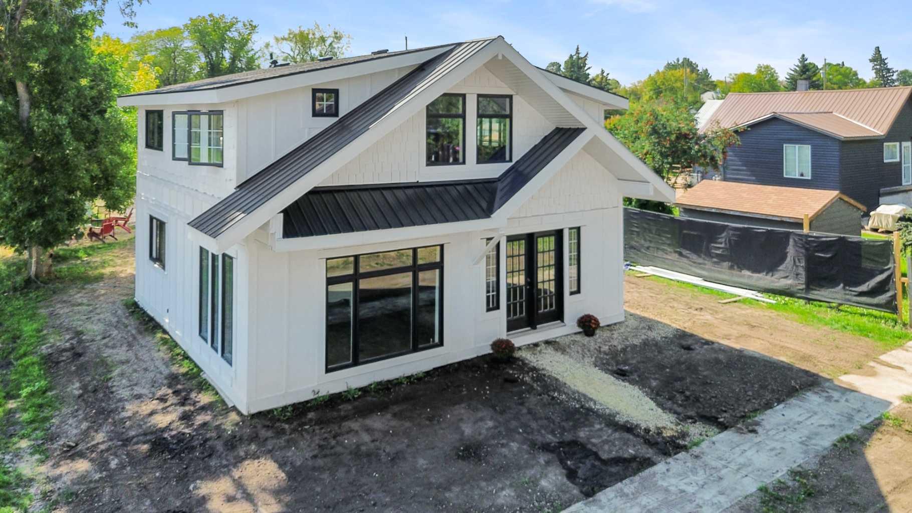 4105 Wallace St, Donalda, AB T0B 1H0