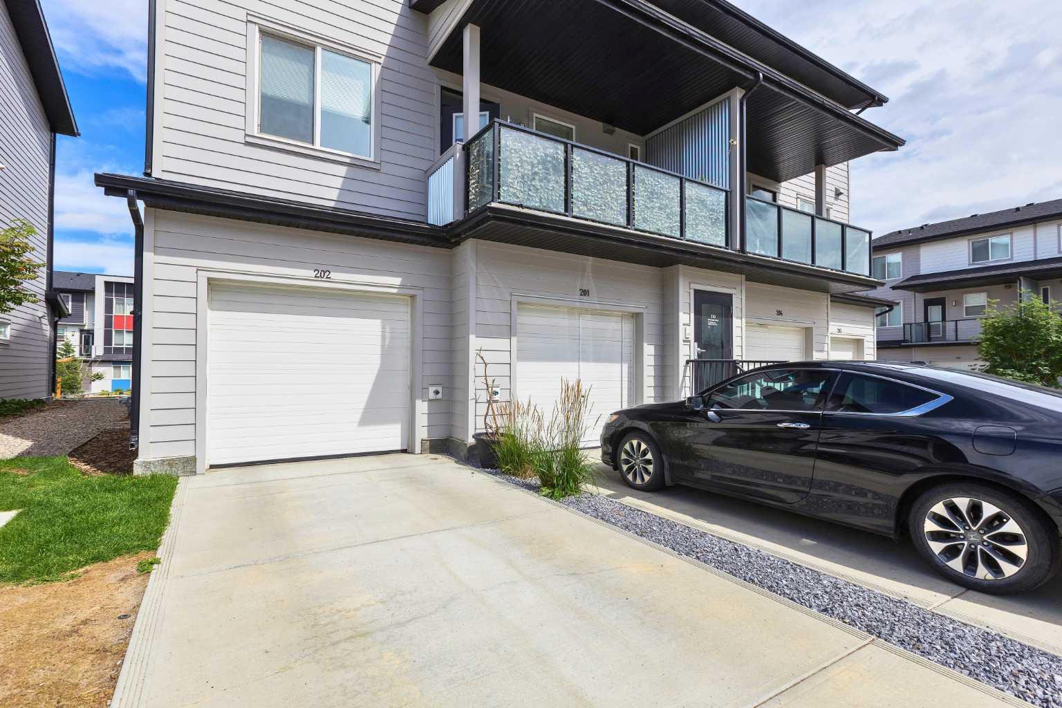 110 Redstone Ne Unit 202, Calgary, AB T3M 1M6