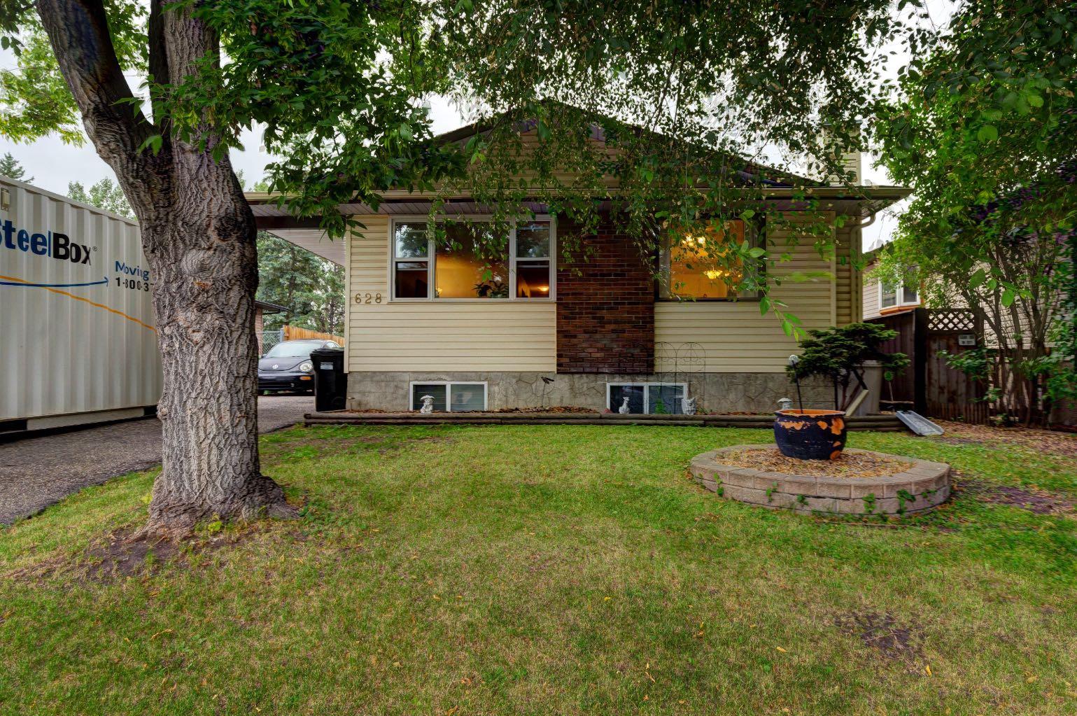 628 Cantrell Dr SW, Calgary, AB T2W 1W7