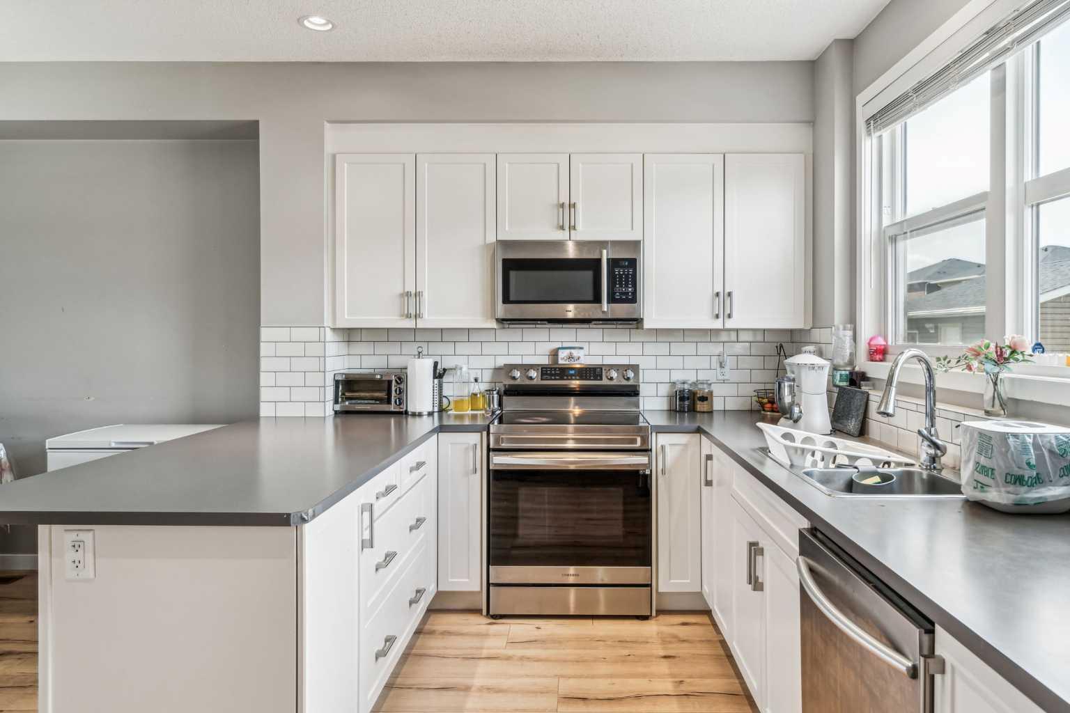 368 Redstone Dr NE, Calgary, AB T3N 0R1
