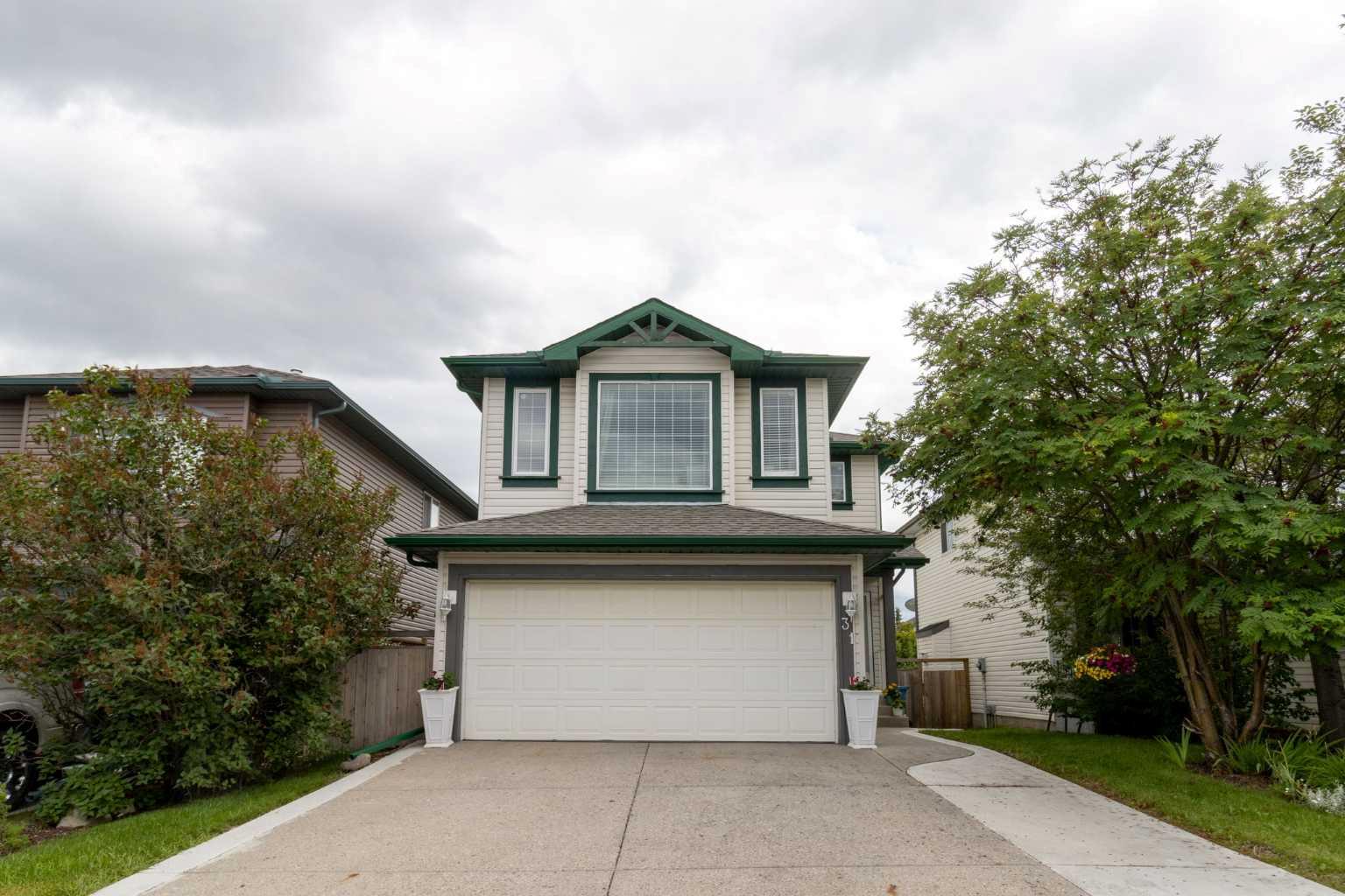 31 Bridlewood Rd SW, Calgary, AB T2Y 3P9
