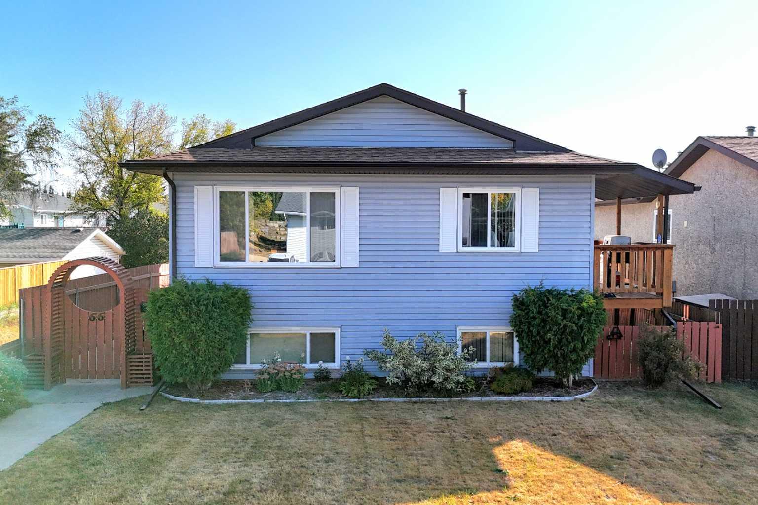 66 Westview Cres, Blackfalds, AB T0M 0J0