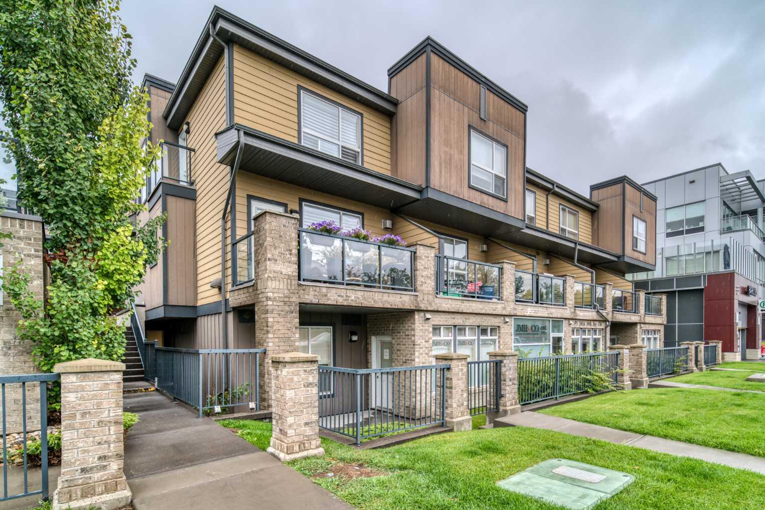 2420 34 Avenue Sw Unit 111, Calgary, AB T2S 2C8