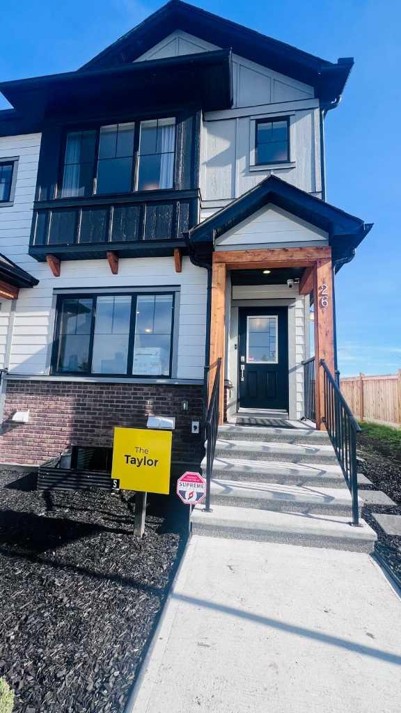 26 Silverton Glen Gate SW, Calgary, AB T0L 0X0