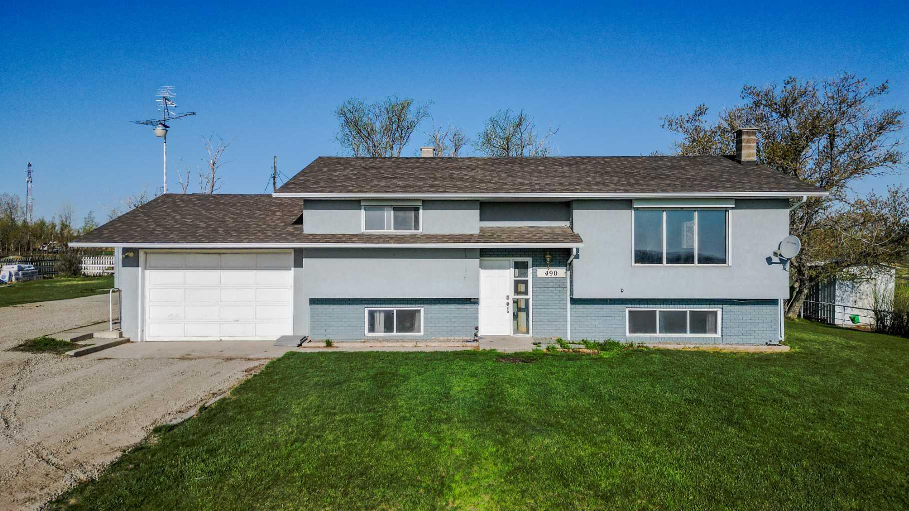 490 Homeseekers Ave, Cardston, AB T0K 0K0
