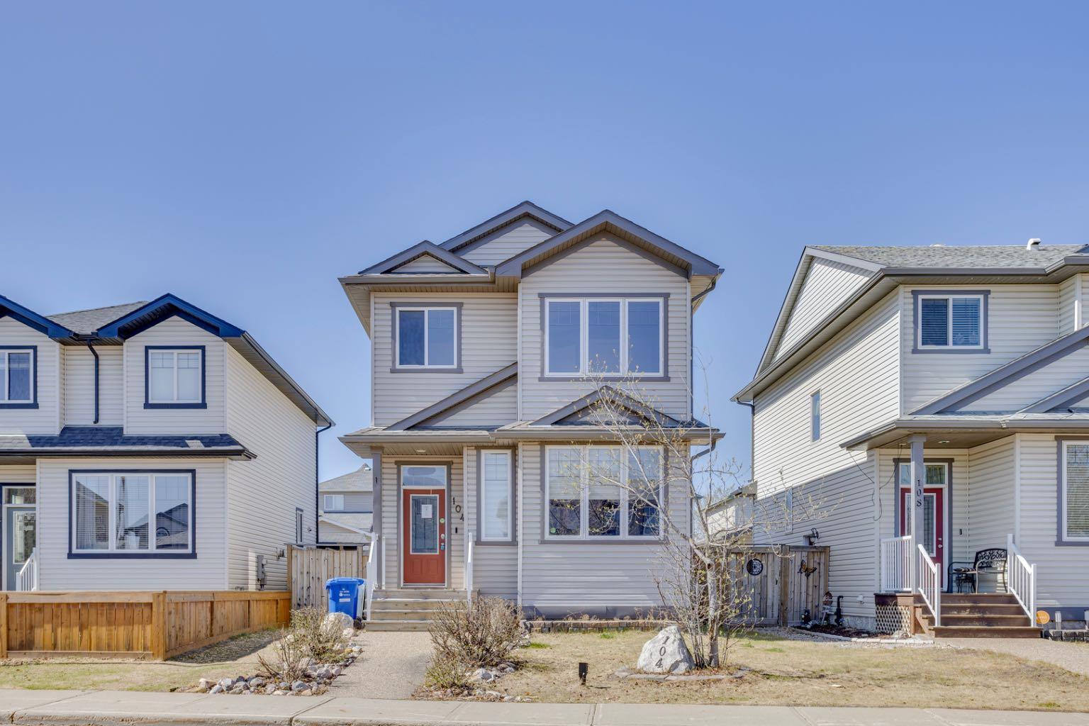 104 Chestnut Way, Fort Mcmurray, AB T9K 0M6