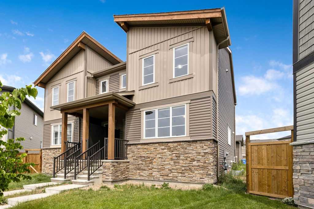 171 Carringham Rd NW, Calgary, AB T3P 1V3