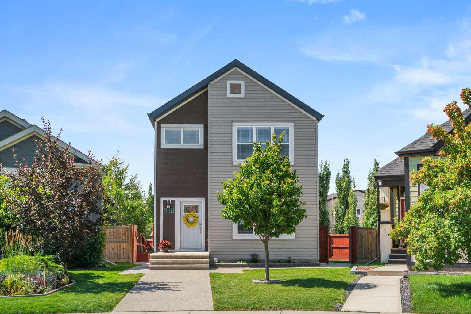 288 Copperstone Gdns SE, Calgary, AB T2Z 0R6