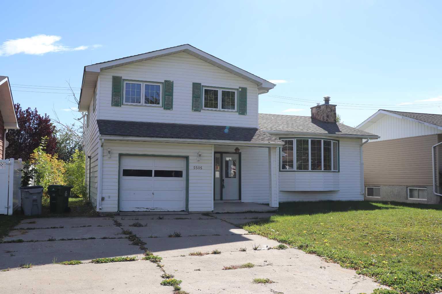 13 Avenue Unit 5505, Edson, AB T7E 1H7