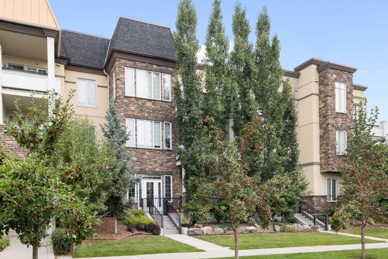 39 Quarry Gate Se Unit 108, Calgary, AB T2C 5P4