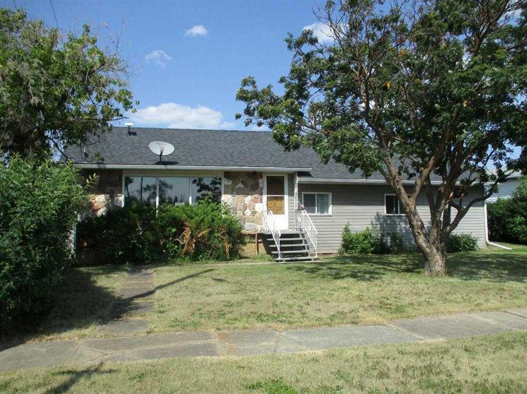 200 6 Avenue Southeast, Manning, AB T0H 2M0