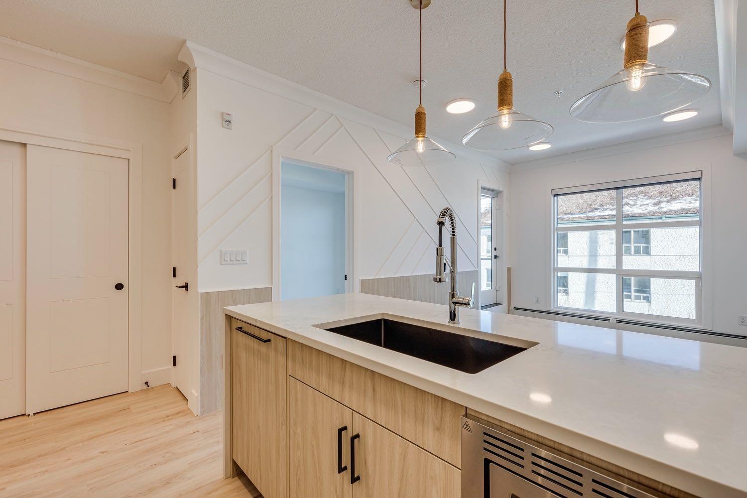 370 Dieppe Drive Sw Unit 214, Calgary, AB T3E 7L4