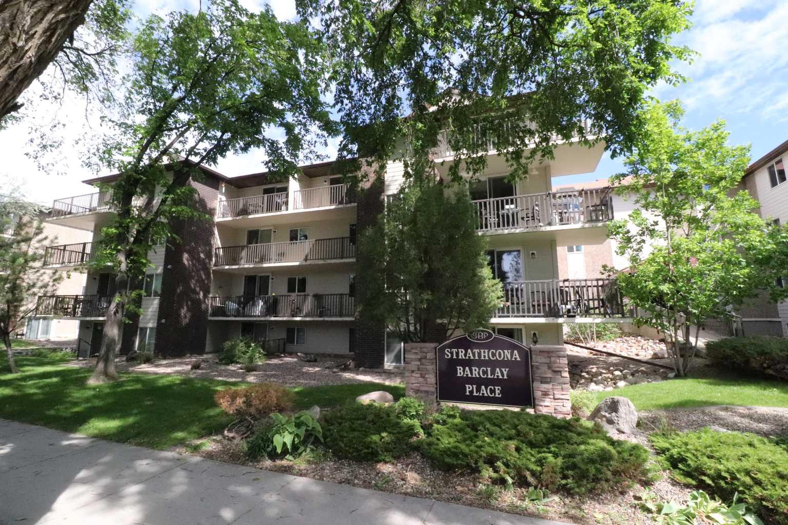 , Lethbridge, AB T1J 1X7 | MLS # | Houseful