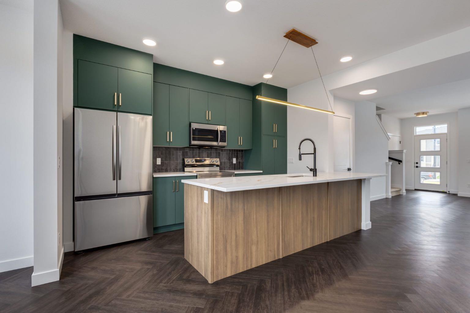 291 Sora Blvd SE, Calgary, AB T3S 0M1