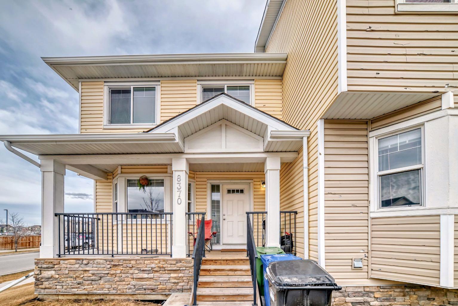 8370 Saddlebrook Dr NE, Calgary, AB T3J 0S7
