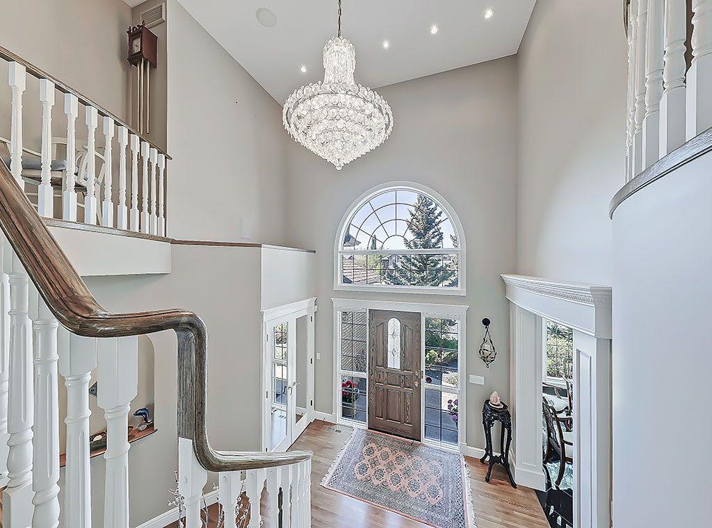 216 Evergreen Heath SW, Calgary, AB T2Y 3B6