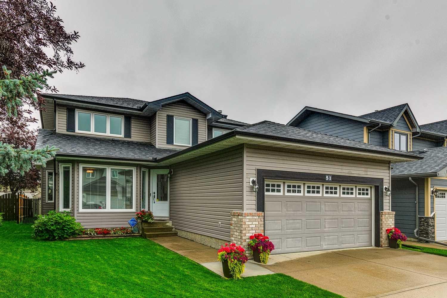 51 Edendale Cres SE, Airdrie, AB T4B 2H3