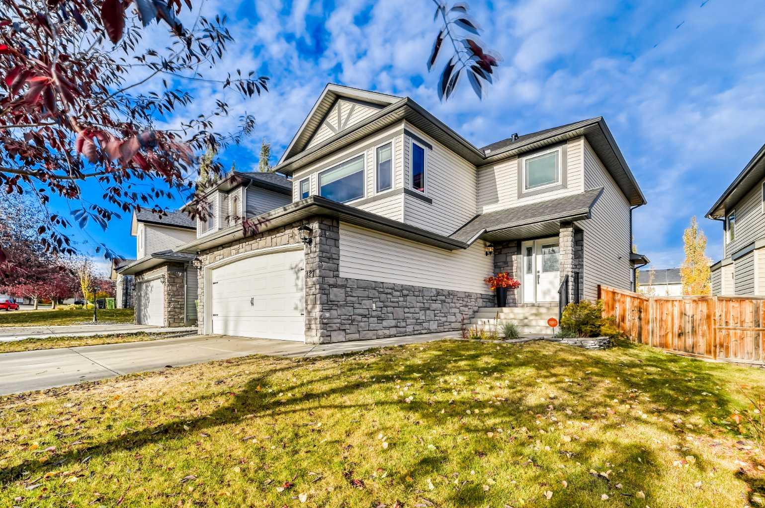 127 Kincora Dr NW, Calgary, AB T3R 1L4