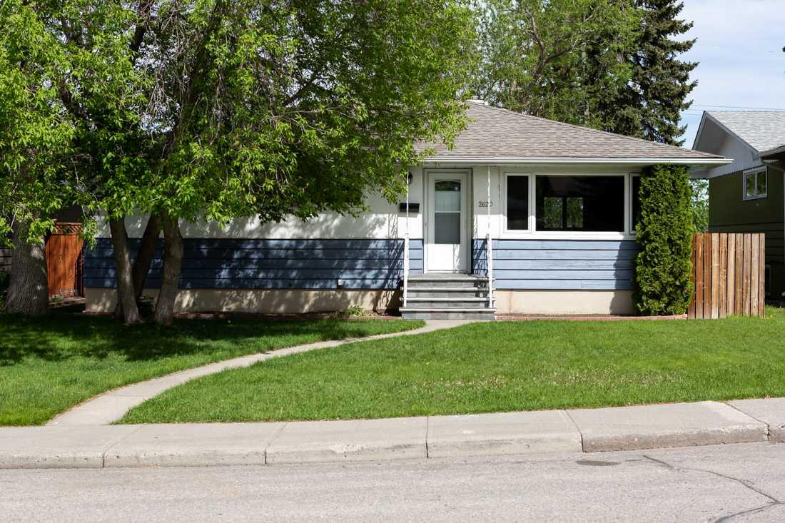 38 Street Sw Unit 2620, Calgary, AB T3E 3E8