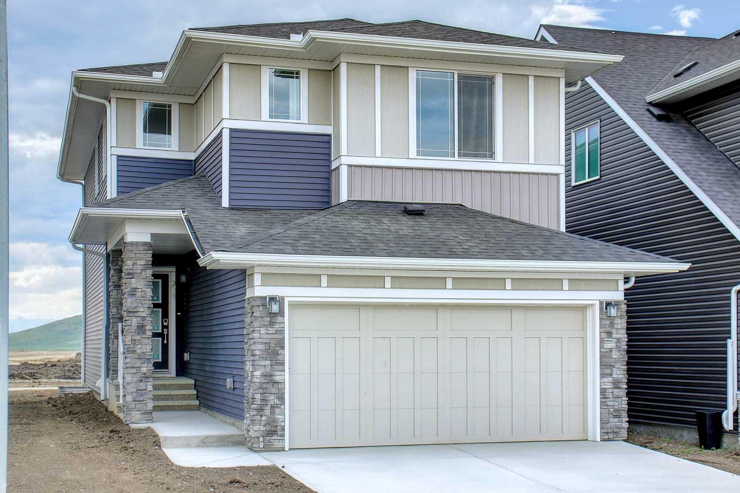 Cochrane, AB homes with backyards for sale Houseful
