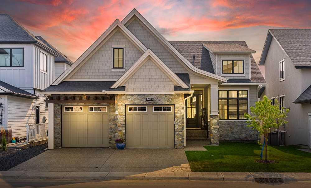 1485 Coopers Lndg SW, Airdrie, AB T4B 4K6