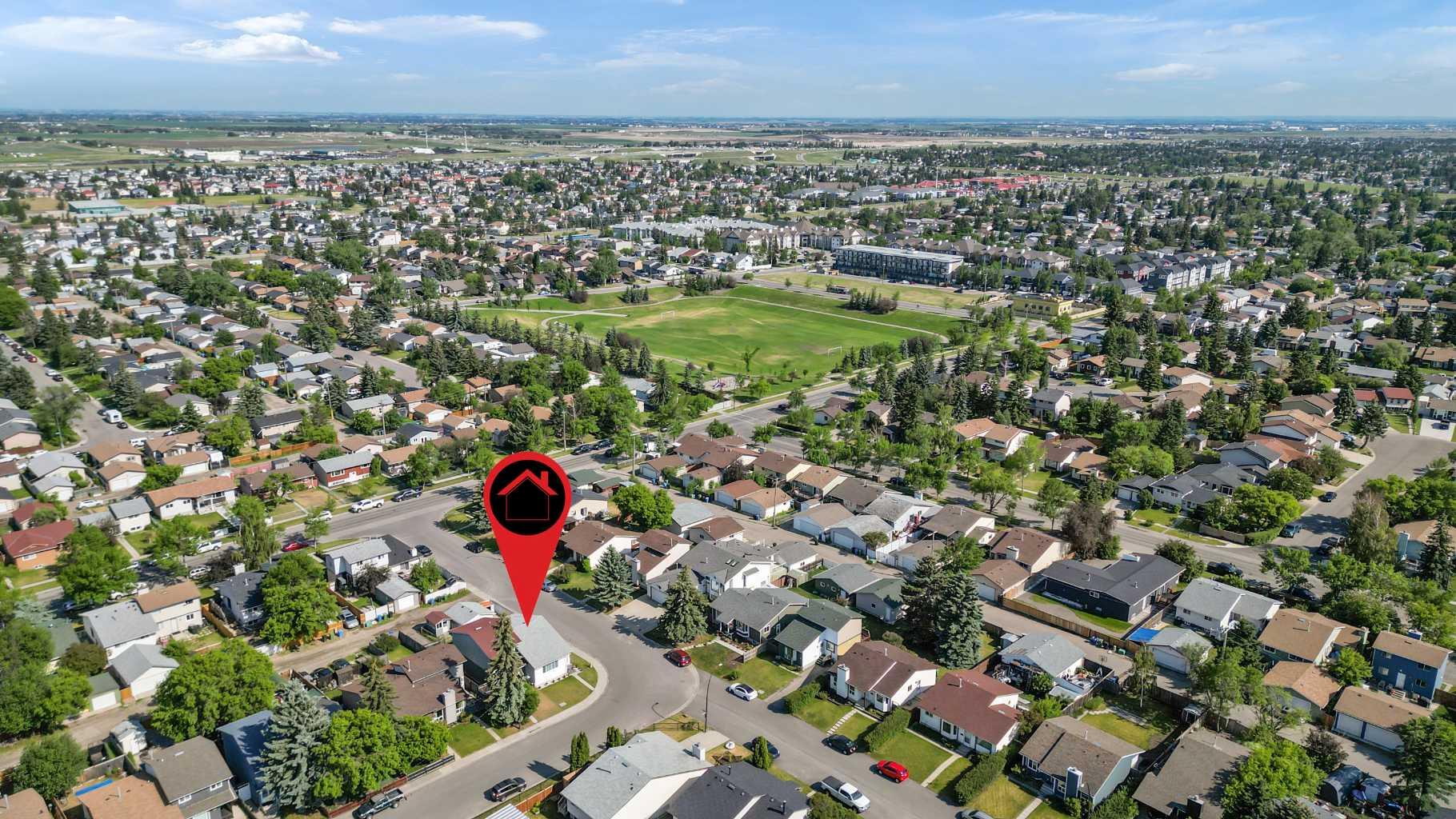 130 Pinemeadow Rd NE, Calgary, AB T1Y 4N9
