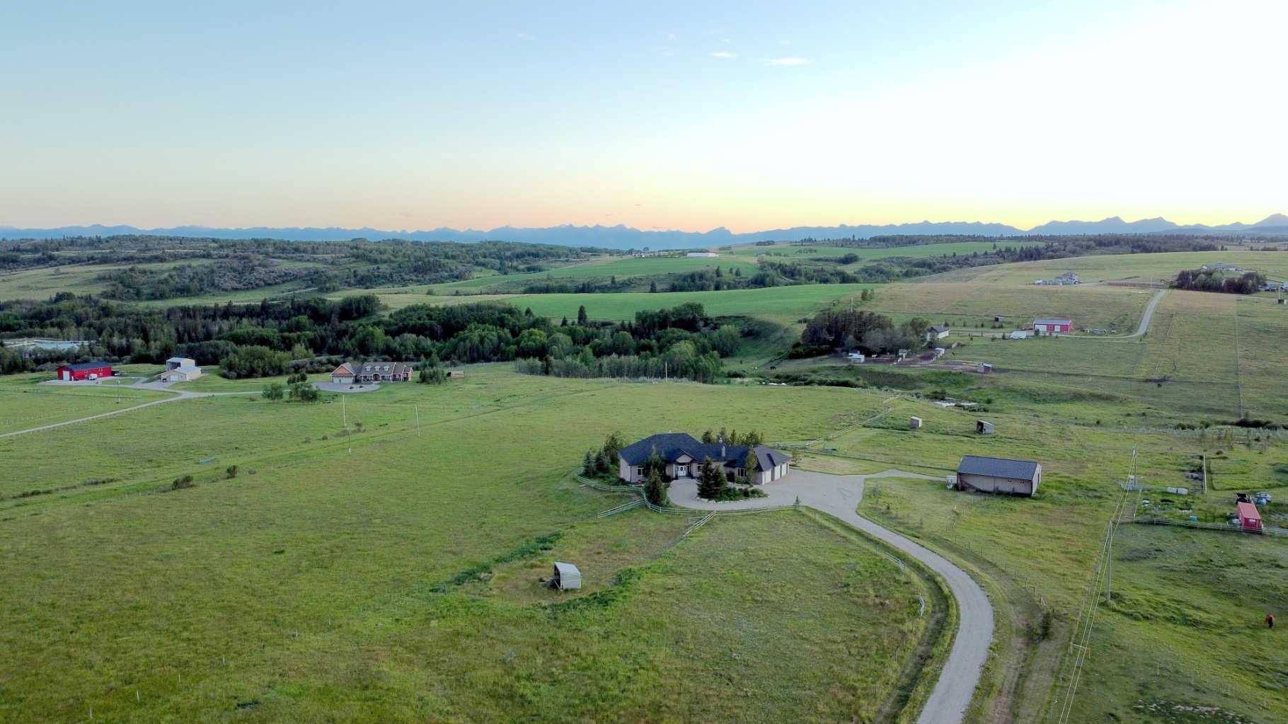 270009 Horse Creek Rd, Rural Rocky View County, AB T4C 2W2