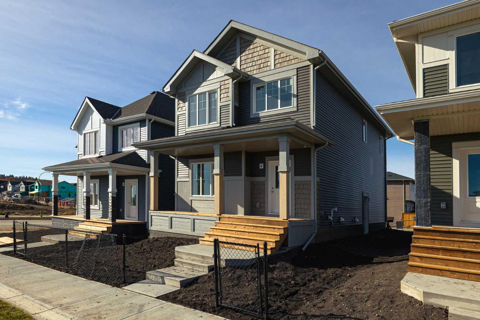 11 Creekstone Walk SW, Calgary, AB T2X 5H1