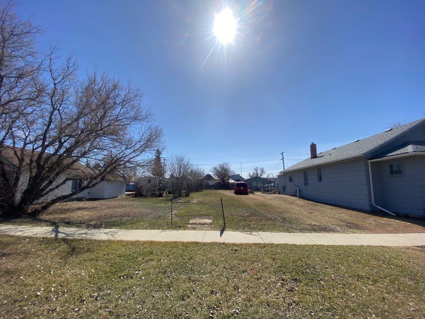 2 Avenue E Unit 203, Hanna, AB T0J 1P0