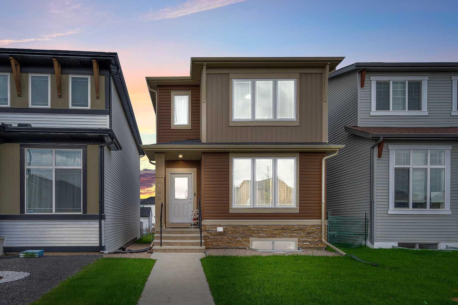 165 Hotchkiss Way SE, Calgary, AB T3S 0G2