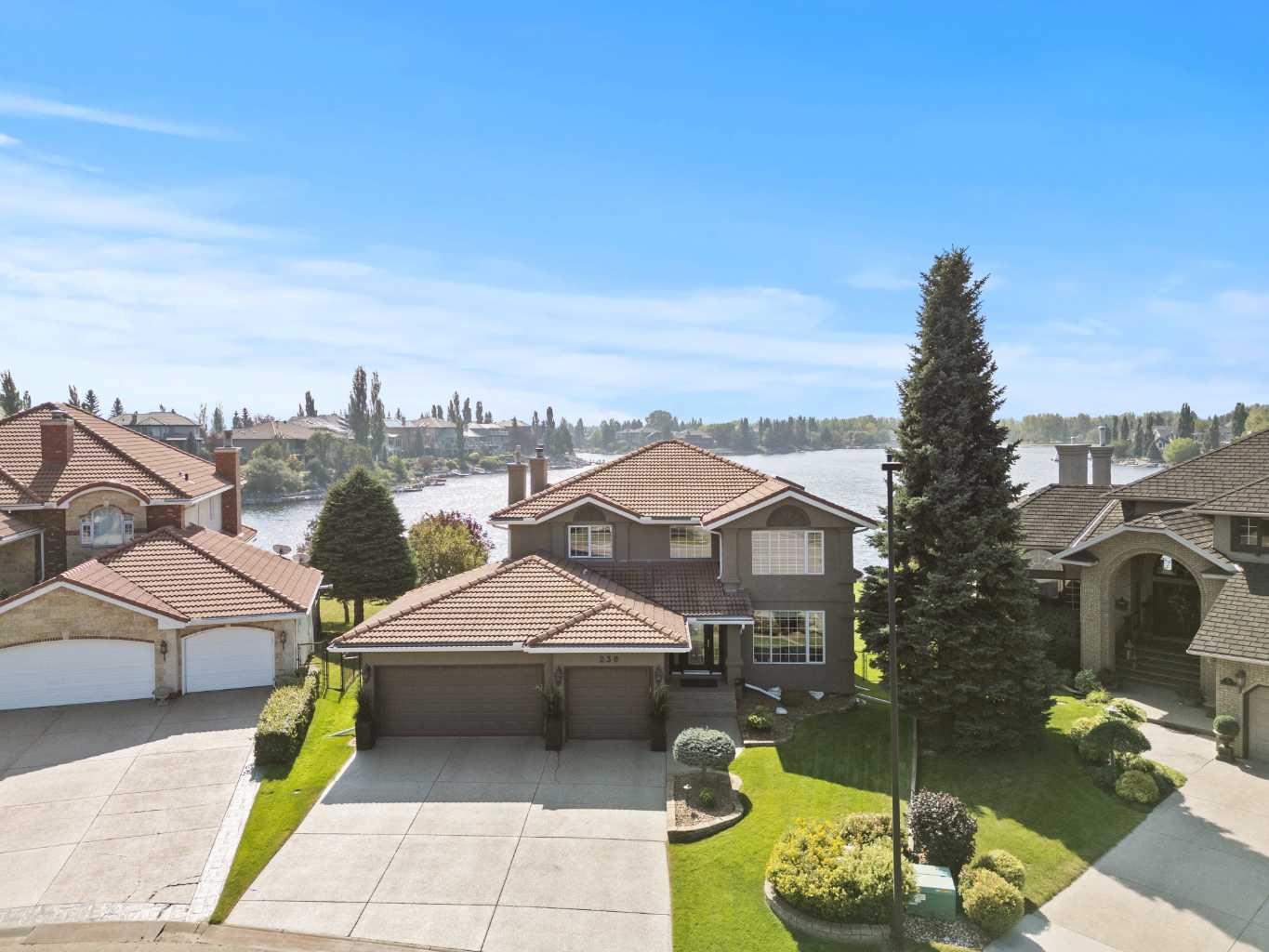 230 Mckenzie Lake Bay SE, Calgary, AB T2Z 2H2