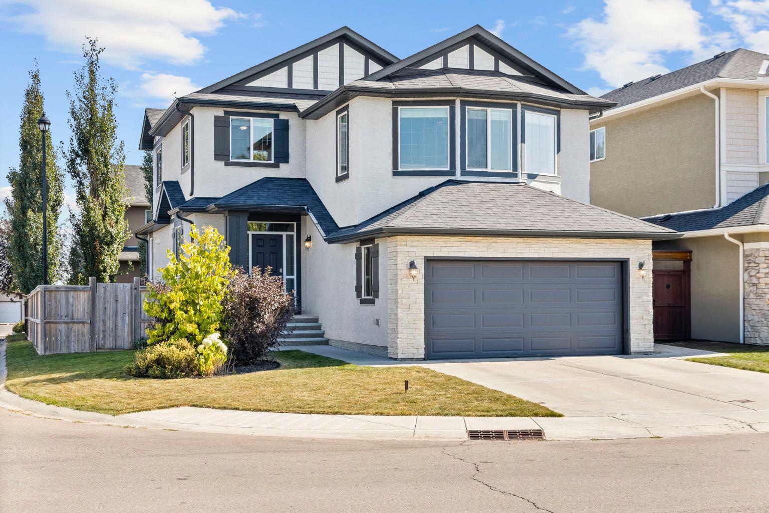 144 Mcivor Ter, Chestermere, AB T1X 0R6