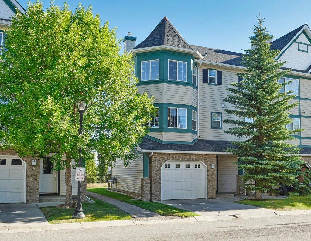24 Cougar Ridge Mews SW, Calgary, AB T3H 5P4