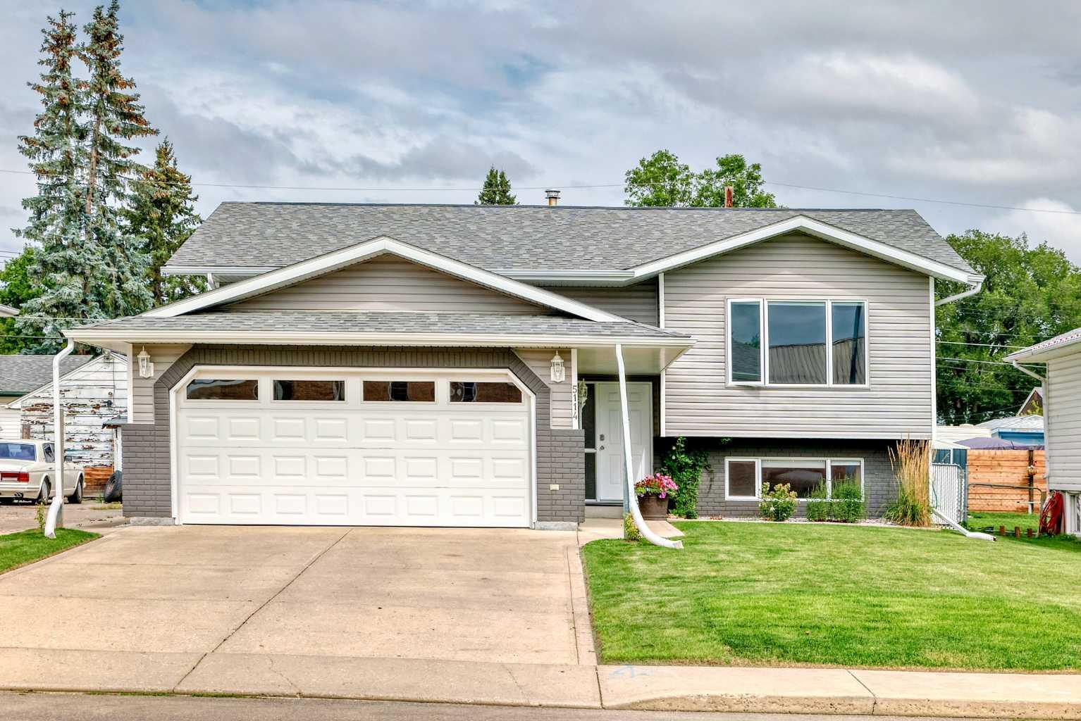 57 Ave Unit 5114, Ponoka, AB T4J 1G5