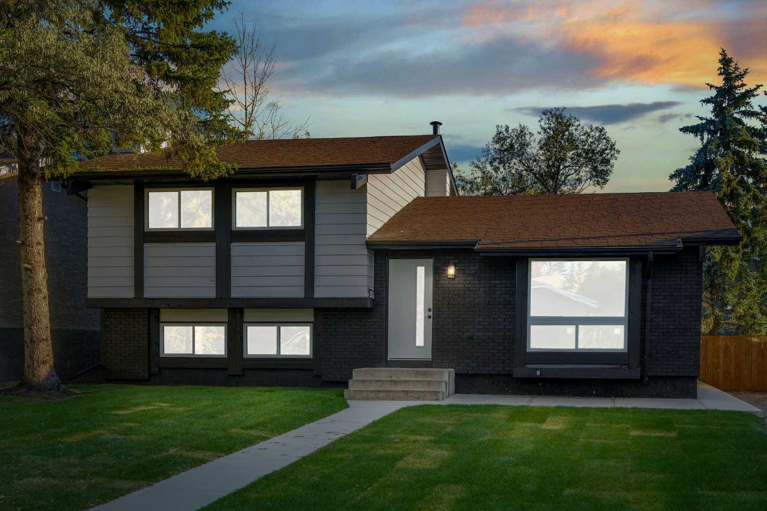 14696 Deer Ridge Dr SE, Calgary, AB T2J 5Y4