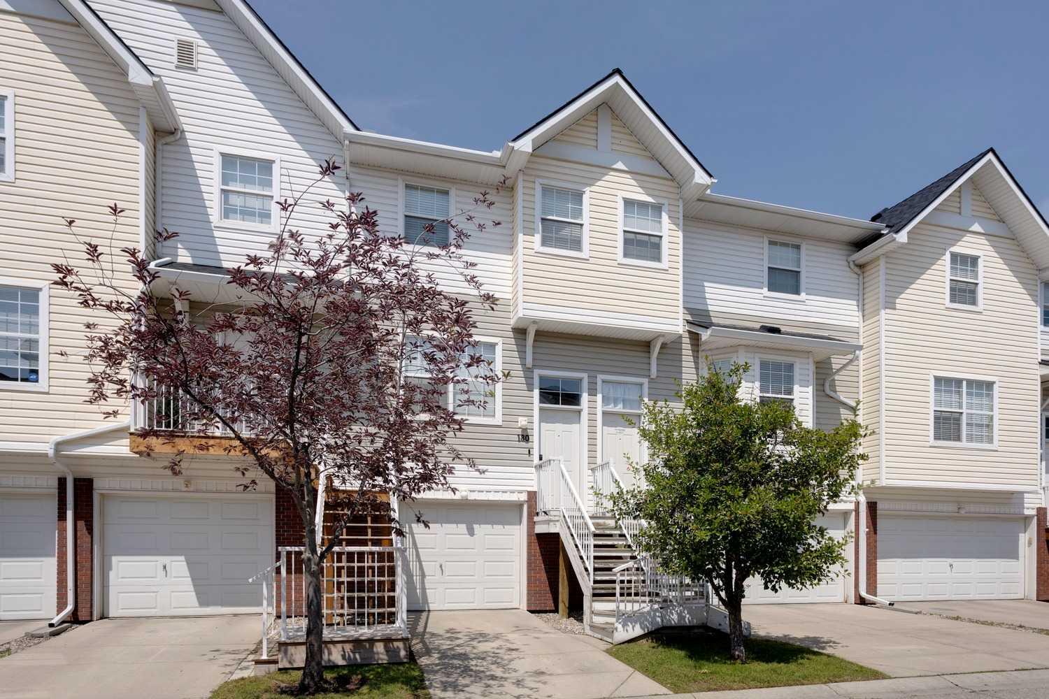 180 Prestwick Acres Ln SE, Calgary, AB T2Z 3Y2