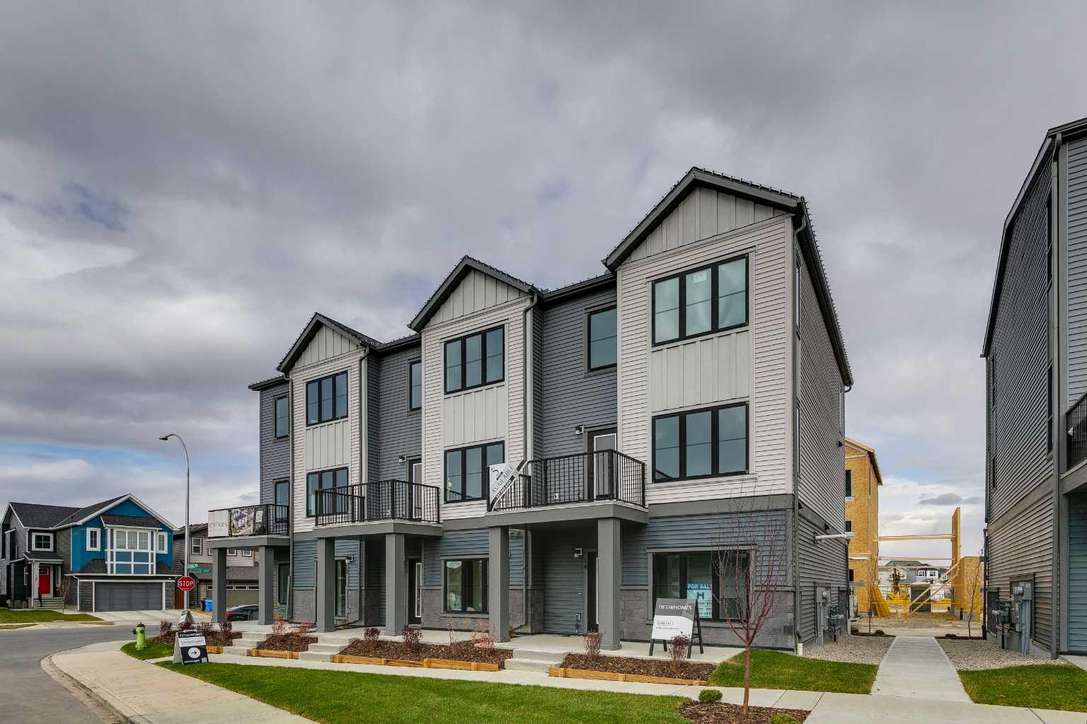14 Belvedere Ter SE, Calgary, AB T2A 0V9