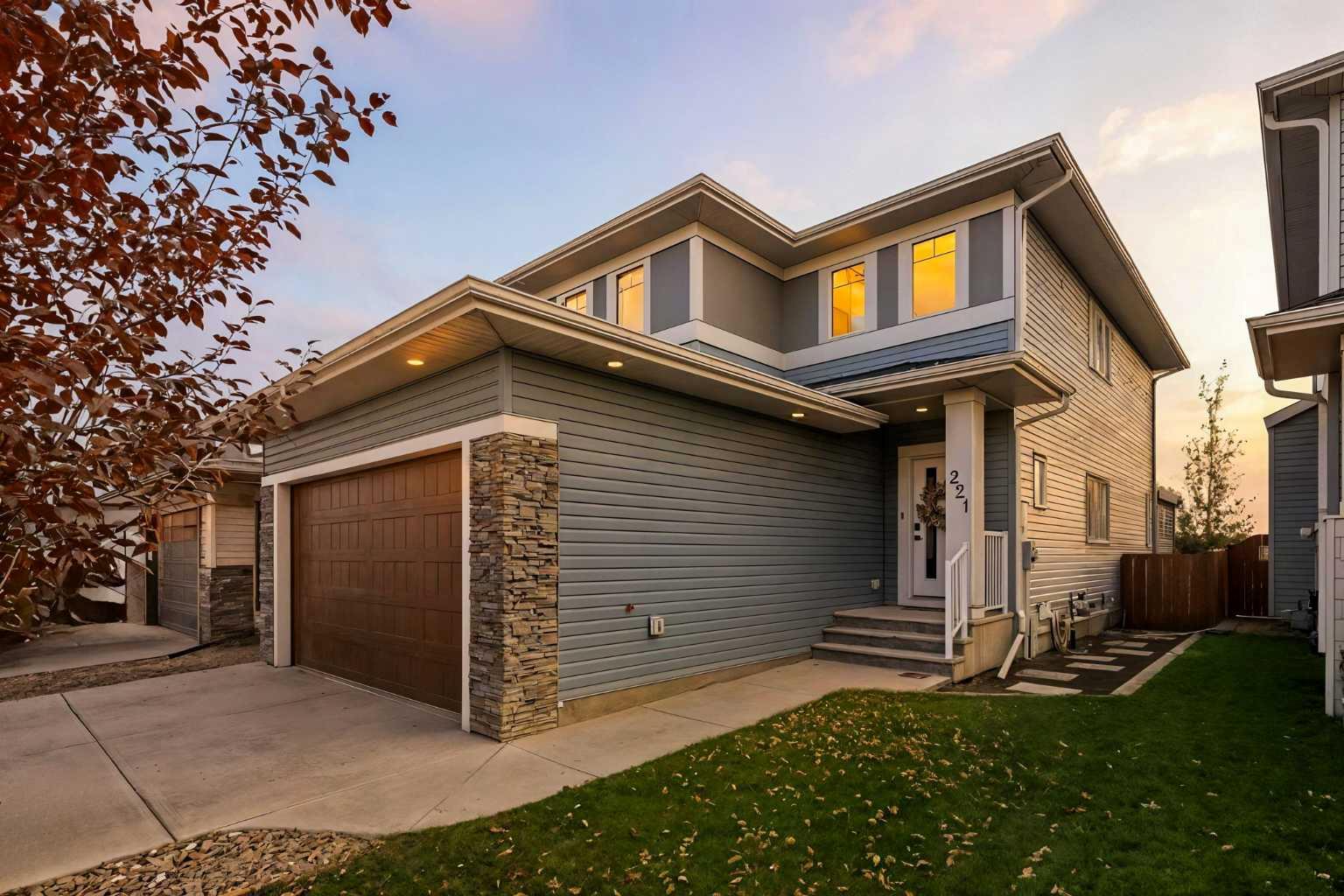 221 Wildrose Dr, Strathmore, AB T1P 0H1