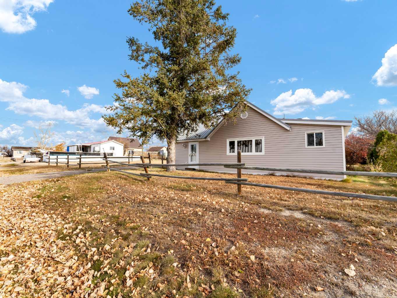 2 Street W Unit 17, Schuler, AB T0J 3B0