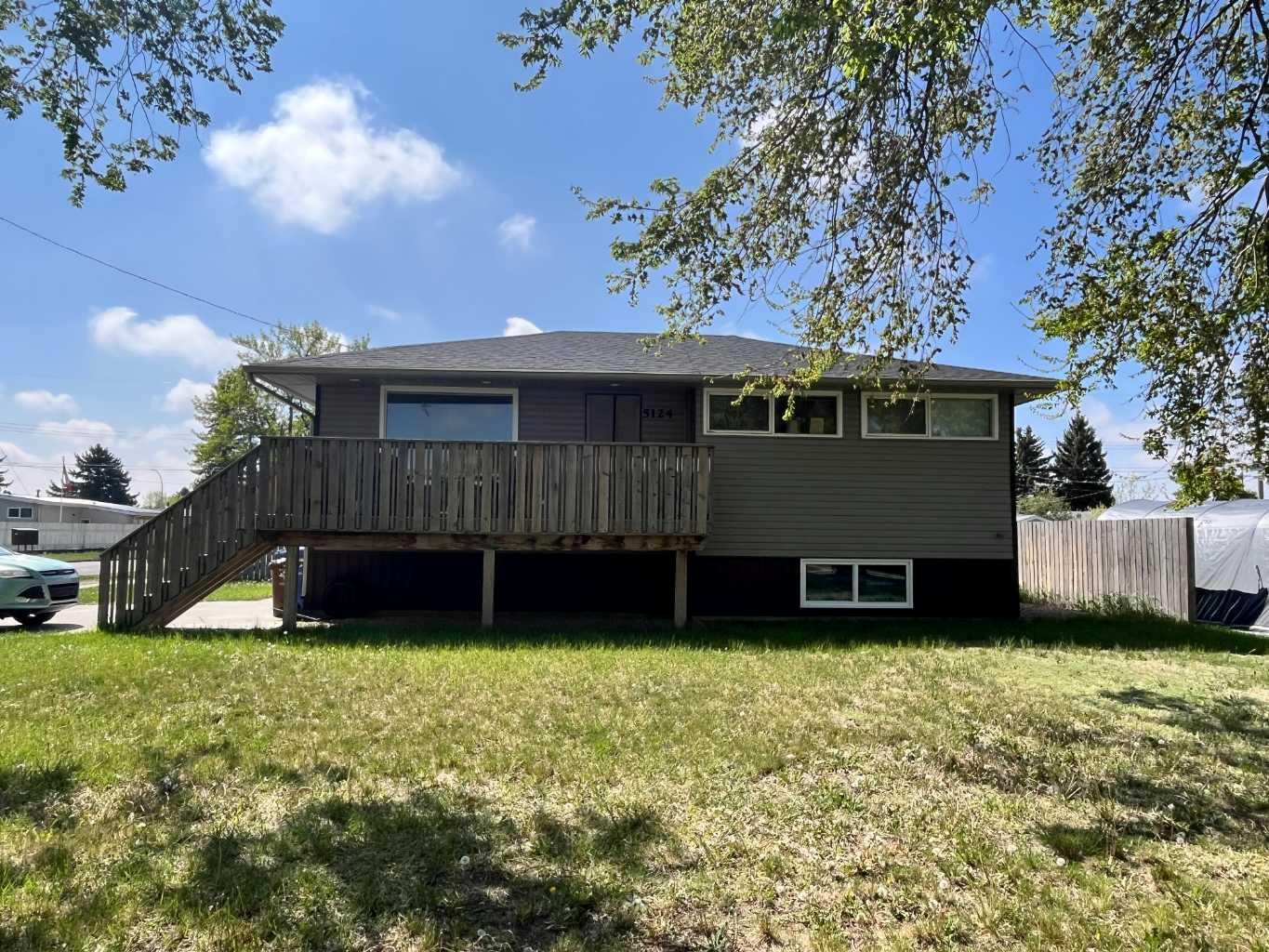 42 Avenue Unit 5124, Taber, AB T1G 1X3